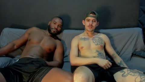 Snapshot of timothy_eliot chatting on 04/23/26, 04:03 wanna play bareback uncut colombian couple new twink bbk online show from 04/23/26, 04:03