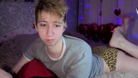 Snapshot of timothy_fox chatting on 03/17/26, 05:27 Timothy Fox online show from 03/17/26, 05:27