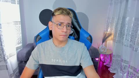 Snapshot of timothy_jones1 chatting on 01/26/25, 03:36 timi jones online show from 01/26/25, 03:36