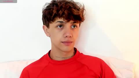 Timothy 21 years old online show from 10/25/25, 08:03