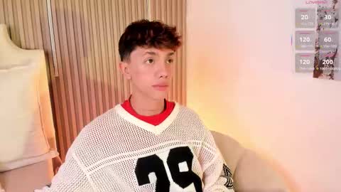 Snapshot of timothy_ross chatting on 03/06/26, 09:00 Timothy 21 years old online show from 03/06/26, 09:00