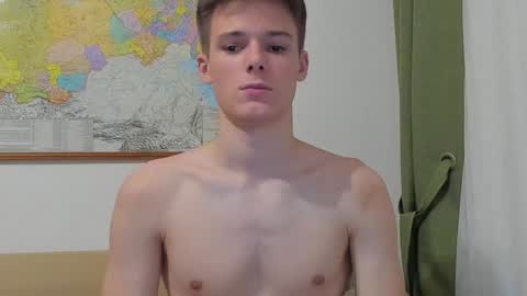 Snapshot of timytwinkboy chatting on 12/11/24, 01:39 Tim online show from 12/11/24, 01:39