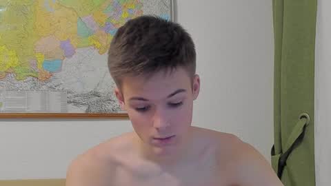 Snapshot of timytwinkboy chatting on 01/16/25, 12:42 Tim online show from 01/16/25, 12:42