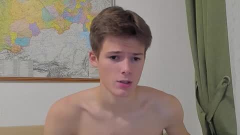 Snapshot of timytwinkboy chatting on 09/25/25, 03:21 Tim online show from 09/25/25, 03:21