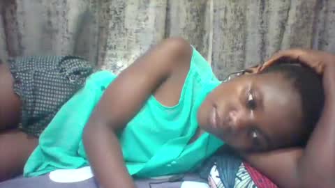 christine online show from 10/02/25, 01:12