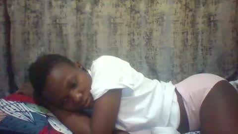 christine online show from 10/21/25, 09:37