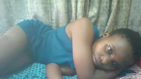 christine online show from 11/02/25, 01:35