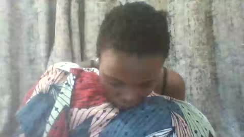 Snapshot of tina2030_1 chatting on 06/11/26, 06:00 tee online show from 06/11/26, 06:00