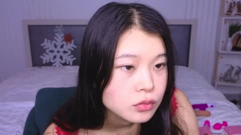 tina__kim online show from 12/11/24, 11:08