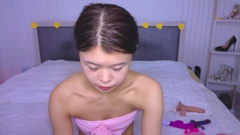 tina__kim online show from 02/07/25, 07:50