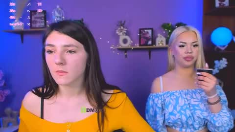 Snapshot of tina_golden1 chatting on 04/02/26, 03:31 tina_golden1 online show from 04/02/26, 03:31