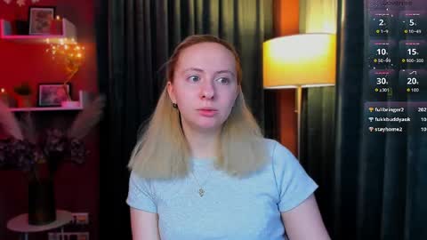 Snapshot of tina_golden1 chatting on 04/21/26, 02:51 tina_golden1 online show from 04/21/26, 02:51