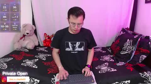 Tina N Charlie online show from 09/24/25, 10:40