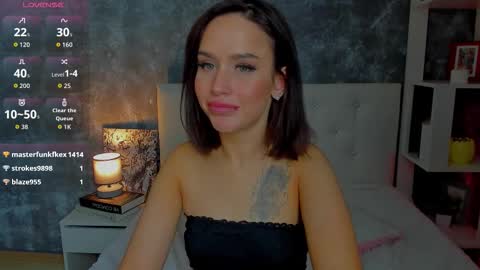 Snapshot of tina_xx_tina chatting on 03/16/26, 05:44 Kristina online show from 03/16/26, 05:44