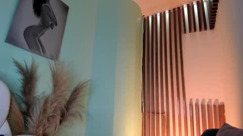 Tina  online show from 11/30/25, 04:38