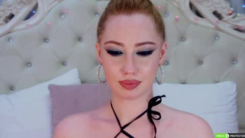 Tina online show from 03/05/25, 07:38