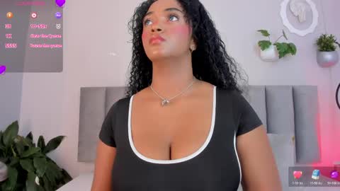 Snapshot of tinacurly chatting on 03/20/26, 11:04 Tina online show from 03/20/26, 11:04