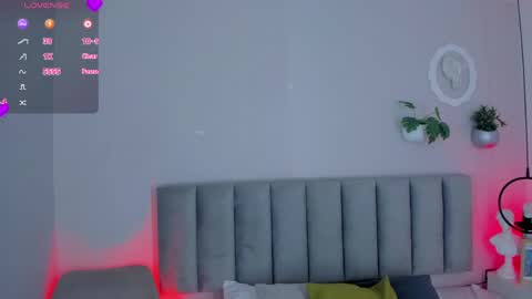 Snapshot of tinacurly chatting on 05/10/26, 10:31 Tina online show from 05/10/26, 10:31
