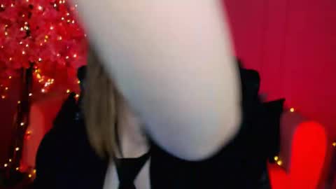 Snapshot of tinadavil chatting on 01/11/25, 04:25 Tina Davil online show from 01/11/25, 04:25