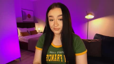 hi im curvy babyface girlie Tina online show from 02/13/26, 08:43