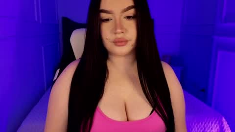 hi im curvy babyface girlie Tina online show from 04/30/26, 02:56