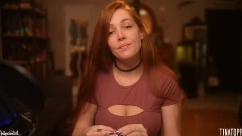 Snapshot of tinatopp chatting on 04/18/26, 02:26 Tina - online show from 04/18/26, 02:26