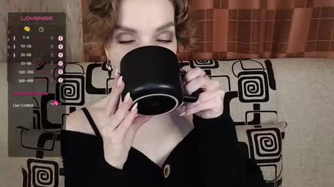 Tina online show from 12/18/25, 05:13