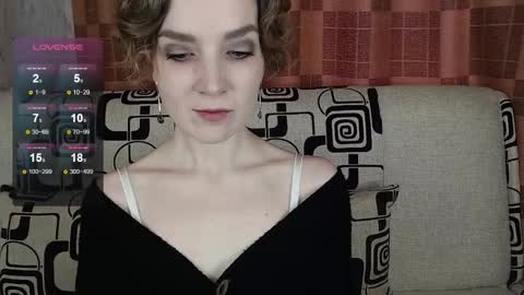 Snapshot of tinawincee chatting on 03/09/26, 05:11 Tina online show from 03/09/26, 05:11