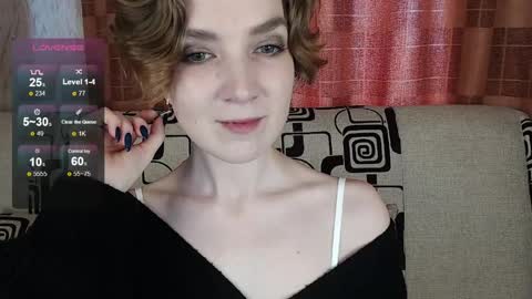 Snapshot of tinawincee chatting on 04/09/26, 06:19 Tina online show from 04/09/26, 06:19