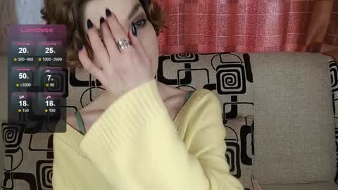 Snapshot of tinawincee chatting on 04/11/26, 07:45 Tina online show from 04/11/26, 07:45