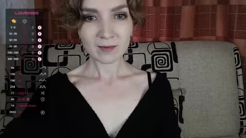Snapshot of tinawincee chatting on 05/28/26, 04:54 Tina online show from 05/28/26, 04:54