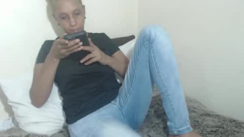 Snapshot of tinaxxxpetite chatting on 02/07/25, 07:38 Tina online show from 02/07/25, 07:38