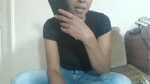 Snapshot of tinaxxxpetite chatting on 11/12/25, 03:56 Tina online show from 11/12/25, 03:56