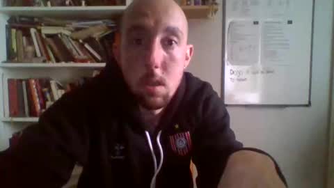 Snapshot of tinchox42 chatting on 09/21/25, 12:29 tinchox42 online show from 09/21/25, 12:29