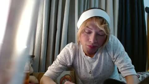 Snapshot of tini_mix206927 chatting on 03/27/26, 11:26 tini_mix206927 online show from 03/27/26, 11:26