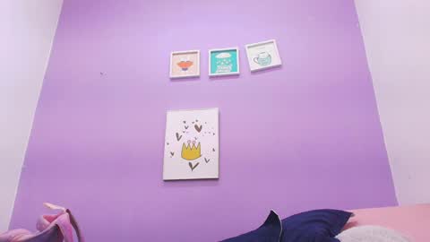 Snapshot of tinkerbell_1 chatting on 01/29/25, 07:22 tinkerbell online show from 01/29/25, 07:22