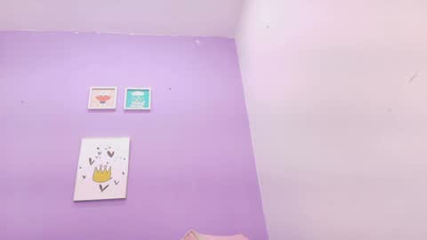 Snapshot of tinkerbell_1 chatting on 02/06/25, 07:18 tinkerbell online show from 02/06/25, 07:18