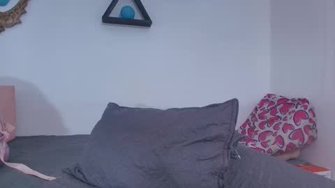 Snapshot of tinkerbell_1 chatting on 03/08/25, 07:31 tinkerbell online show from 03/08/25, 07:31