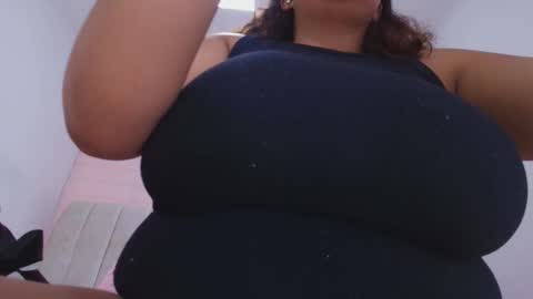 Snapshot of tinkerbell_1 chatting on 12/02/25, 07:20 tinkerbell online show from 12/02/25, 07:20