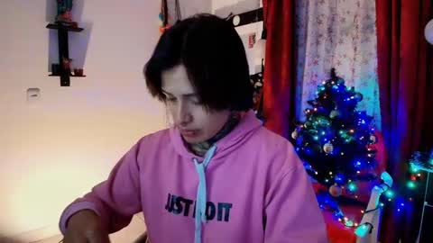 I AM BELLA  ----------- follow my  IG  TINNS 69 online show from 12/23/24, 02:02