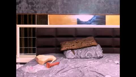 Snapshot of tinnymillie chatting on 11/09/25, 07:17 Millie online show from 11/09/25, 07:17