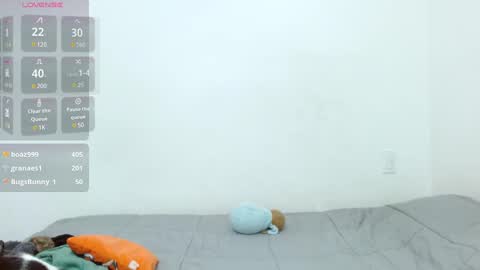 Snapshot of tiny_caroline chatting on 02/05/25, 05:52 Tiny Caroline online show from 02/05/25, 05:52