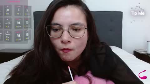 Tiny Caroline online show from 02/11/26, 08:47