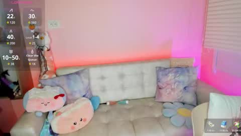 tiny_cora online show from 11/30/25, 04:33