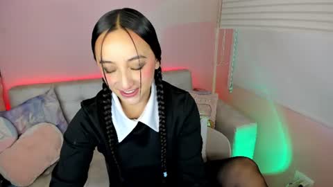 tiny_cora online show from 07/04/26, 04:02
