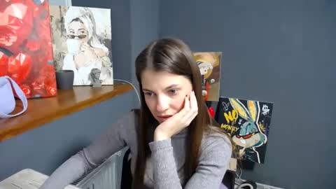 Gloria online show from 12/15/25, 07:01