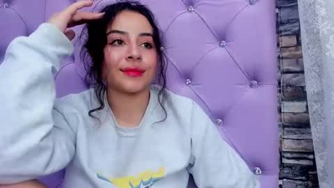 Snapshot of tiny_love_ chatting on 12/03/24, 08:16 tiny online show from 12/03/24, 08:16