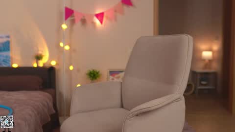 Lyssa     online show from 03/02/25, 07:12