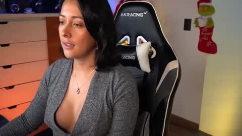 Ana Molly online show from 12/26/24, 09:15