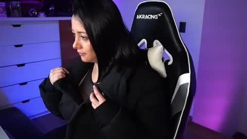 Ana Molly online show from 01/11/25, 10:07